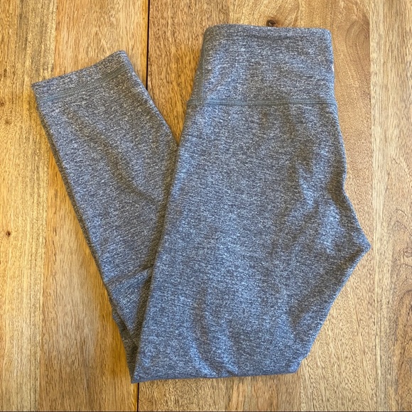 lululemon athletica Pants - Lululemon Wunder Under Crop Leggings